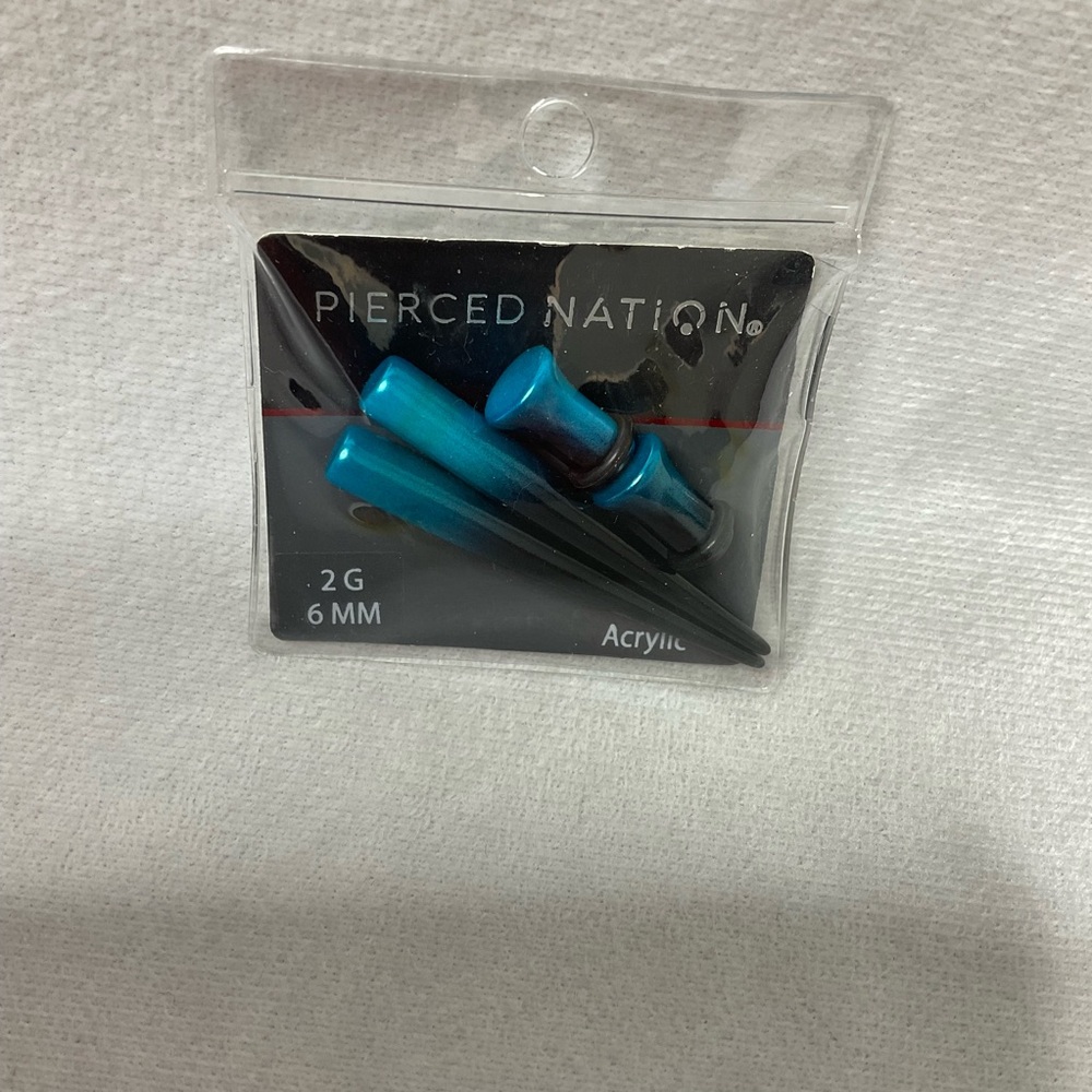 Pierced Nation Acrylic 2 G 6 MM Plugs